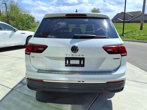 Used 2023 Volkswagen Tiguan SE AWD/4WD image 6