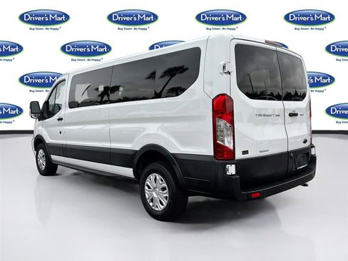 Used 2023 Ford Transit 350 XLT image 5