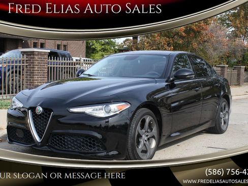 Used 2017 Alfa Romeo Giulia AWD image 1