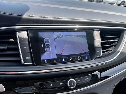 Used 2022 Buick Enclave Avenir w/ Avenir Technology Package AWD/4WD image 21