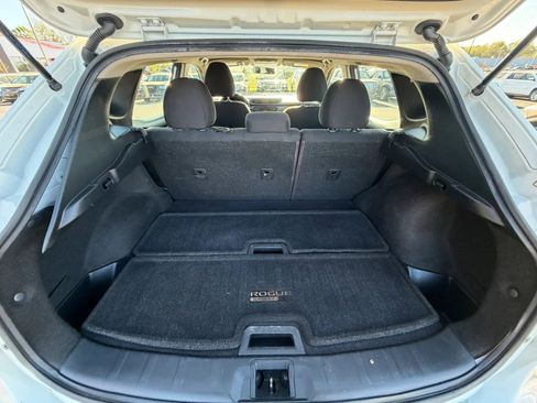 Used 2019 Nissan Rogue Sport S FWD image 9