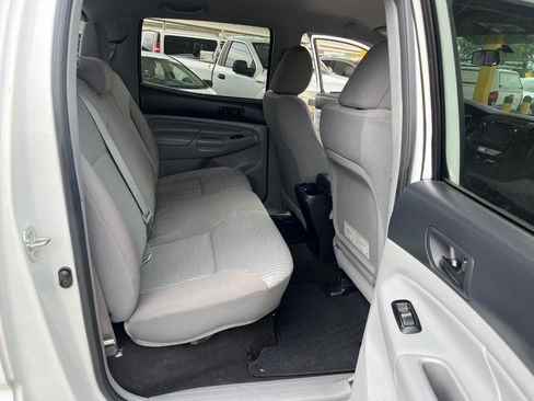 Used 2013 Toyota Tacoma PreRunner w/ Convenience Pkg RWD image 9