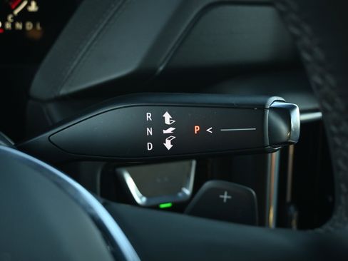 Used 2025 GMC Yukon Denali image 21