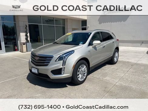 Used 2017 Cadillac XT5 FWD image 1