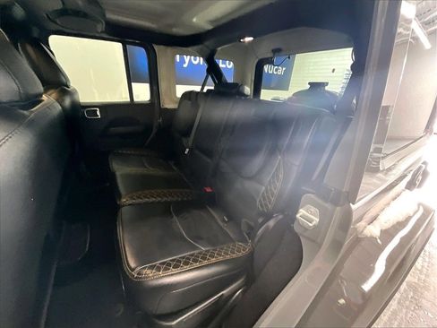 Used 2022 Jeep Wrangler Unlimited Sahara image 15