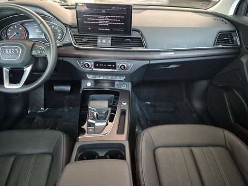 Certified 2023 Audi Q5 2.0T Premium w/ Convenience Package AWD/4WD image 19