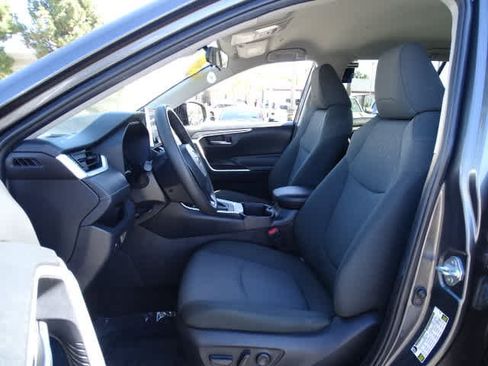 Used 2024 Toyota RAV4 XLE FWD image 18