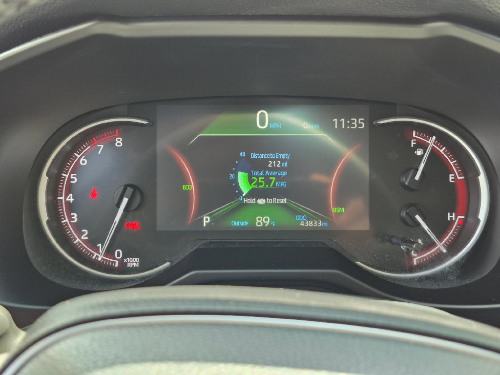 Used 2023 Toyota RAV4 XLE Premium FWD image 11