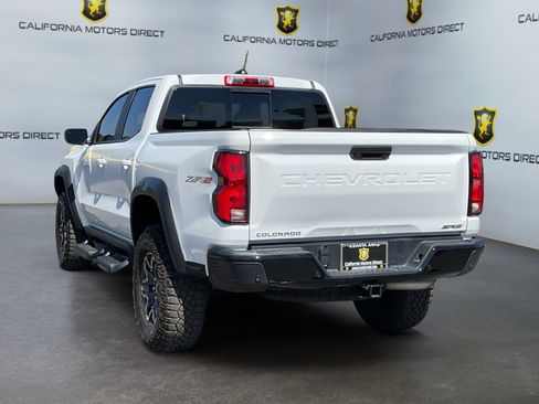 Used 2024 Chevrolet Colorado ZR2 w/ Technology Package AWD/4WD image 7