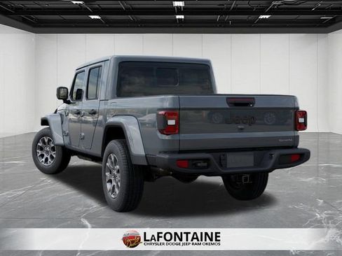 New 2026 Jeep Gladiator Sport AWD/4WD image 3