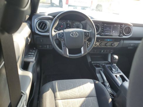 Certified 2023 Toyota Tacoma TRD Off-Road AWD/4WD image 10