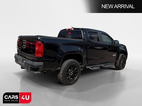 Used 2019 Chevrolet Colorado Z71 w/ Z71 Midnight Edition image 7