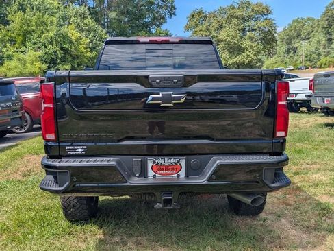 New 2026 Chevrolet Silverado 2500 LT w/ Trail Boss Package AWD/4WD image 3