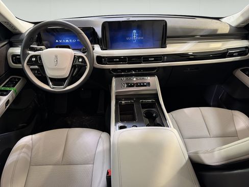 New 2026 Lincoln Aviator 2WD image 23