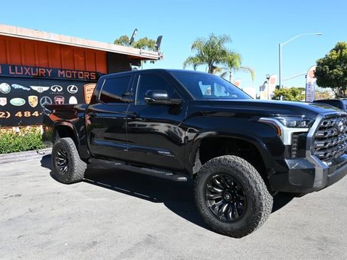 Used 2022 Toyota Tundra Platinum image 13