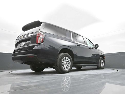 Used 2024 Chevrolet Suburban LT image 45