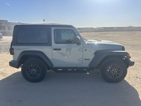 Used 2024 Jeep Wrangler Sport AWD/4WD image 6