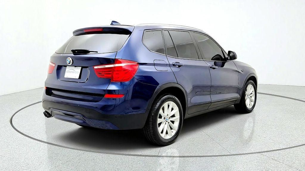 Used 2017 BMW X3 sDrive28i RWD image 5