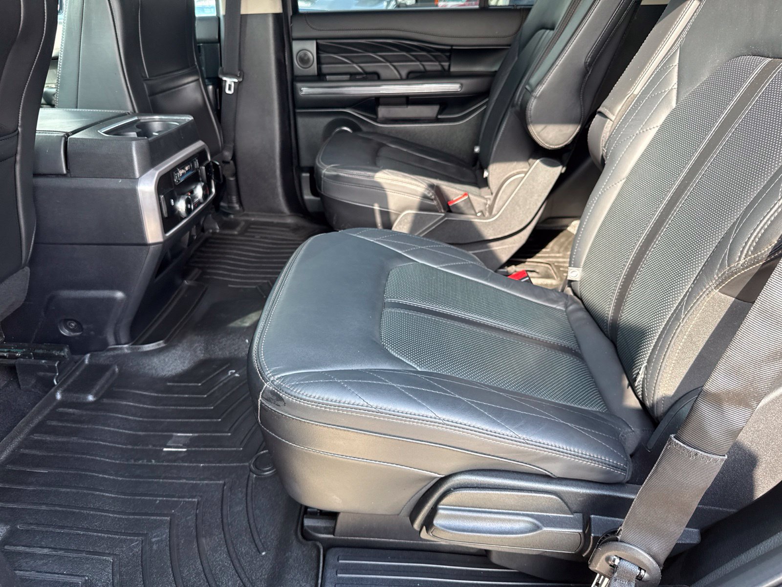 Used 2020 Ford Expedition Platinum RWD image 21
