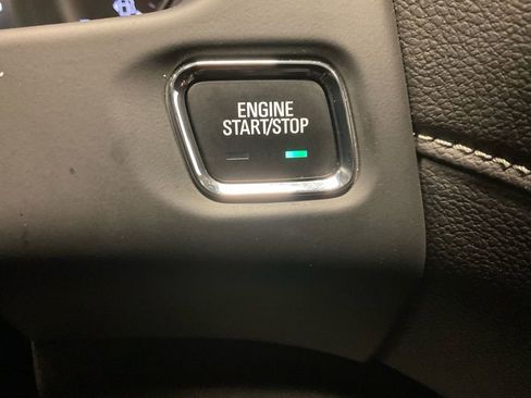 Used 2021 GMC Acadia Denali w/ Denali Ultimate Package image 15