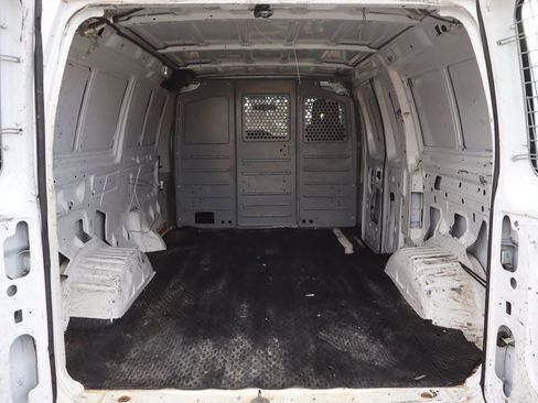 Used 2013 Ford E-250 and Econoline 250 image 14