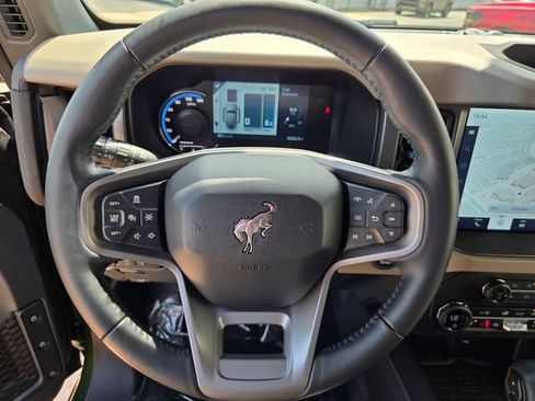 Used 2024 Ford Bronco Wildtrak AWD/4WD image 34