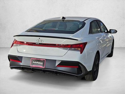 New 2026 Hyundai Elantra SEL Sport Premium image 2