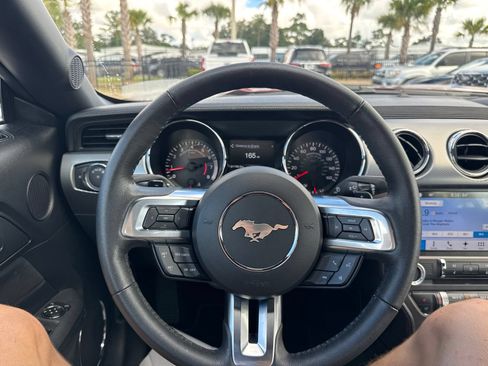 Used 2017 Ford Mustang GT Premium w/ Equipment Group 401A RWD image 24