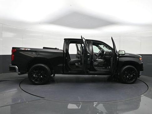 Used 2022 Chevrolet Silverado 1500 LTZ w/ LTZ Premium Package AWD/4WD image 41