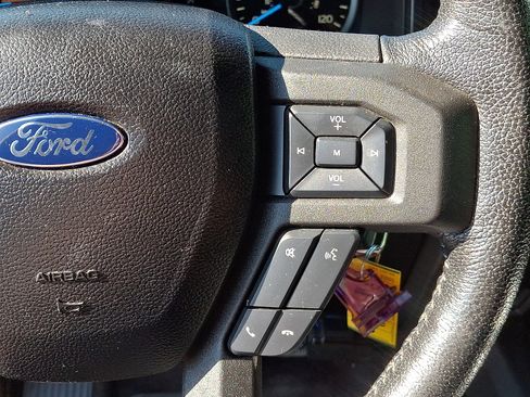 Used 2016 Ford F150 XLT w/ Equipment Group 302A Luxury AWD/4WD image 22