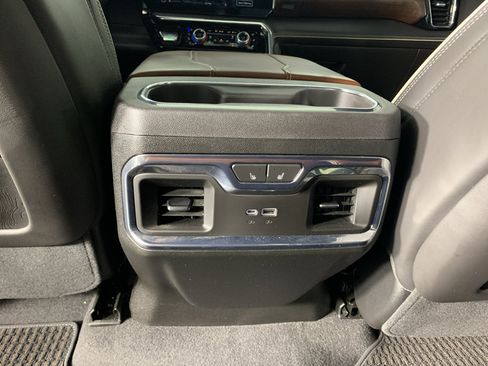 Used 2023 GMC Sierra 1500 Denali Ultimate AWD/4WD image 31