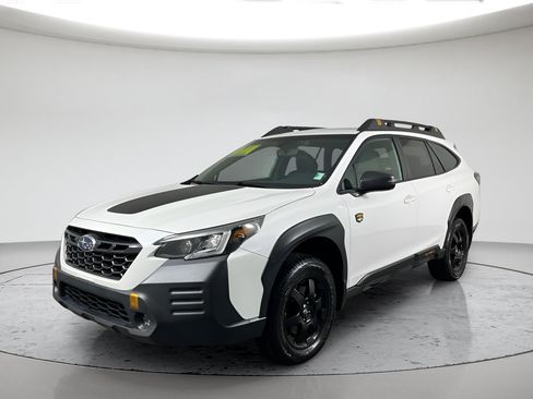 Used 2022 Subaru Outback Wilderness w/ Wilderness Package AWD/4WD image 7