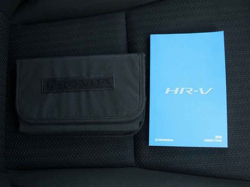 Used 2016 Honda HR-V LX image 24