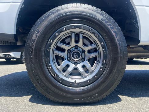 Used 2019 Ford F150 XL w/ Equipment Group 101A Mid AWD/4WD image 27