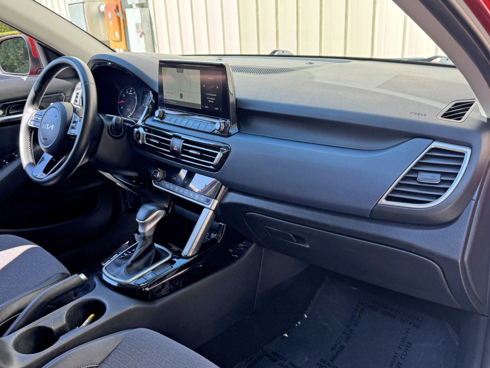Used 2022 Kia Seltos S FWD image 13