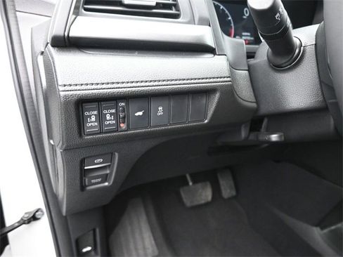 Used 2025 Honda Odyssey EX-L image 26