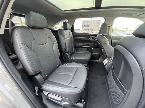 New 2026 Kia Sorento EX image 31