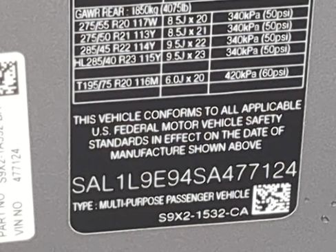 Used 2025 Land Rover Range Rover Sport Dynamic SE image 39