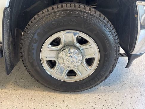 Used 2023 RAM 3500 Tradesman AWD/4WD image 12
