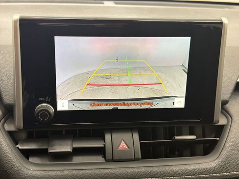 Used 2025 Toyota RAV4 LE AWD/4WD image 24