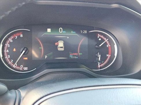 Used 2023 Toyota RAV4 XLE Premium image 10