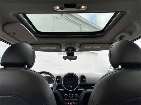 Used 2023 MINI Cooper Countryman image 11