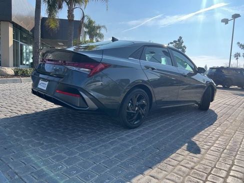 New 2026 Hyundai Elantra SEL Sport Premium image 4