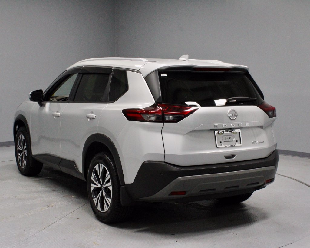 Certified 2023 Nissan Rogue SV w/ SV Premium B Package AWD/4WD image 8