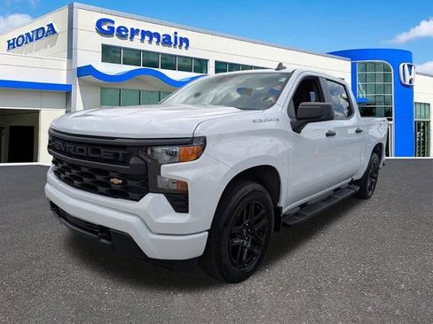 Used 2024 Chevrolet Silverado 1500 Custom AWD/4WD image 1