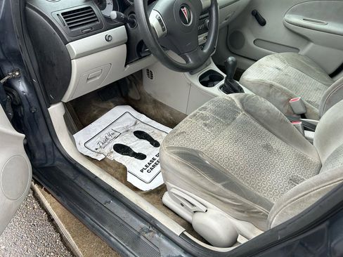 Used 2009 Pontiac G5 image 10