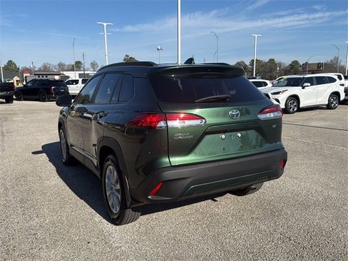 Certified 2023 Toyota Corolla Cross LE image 3