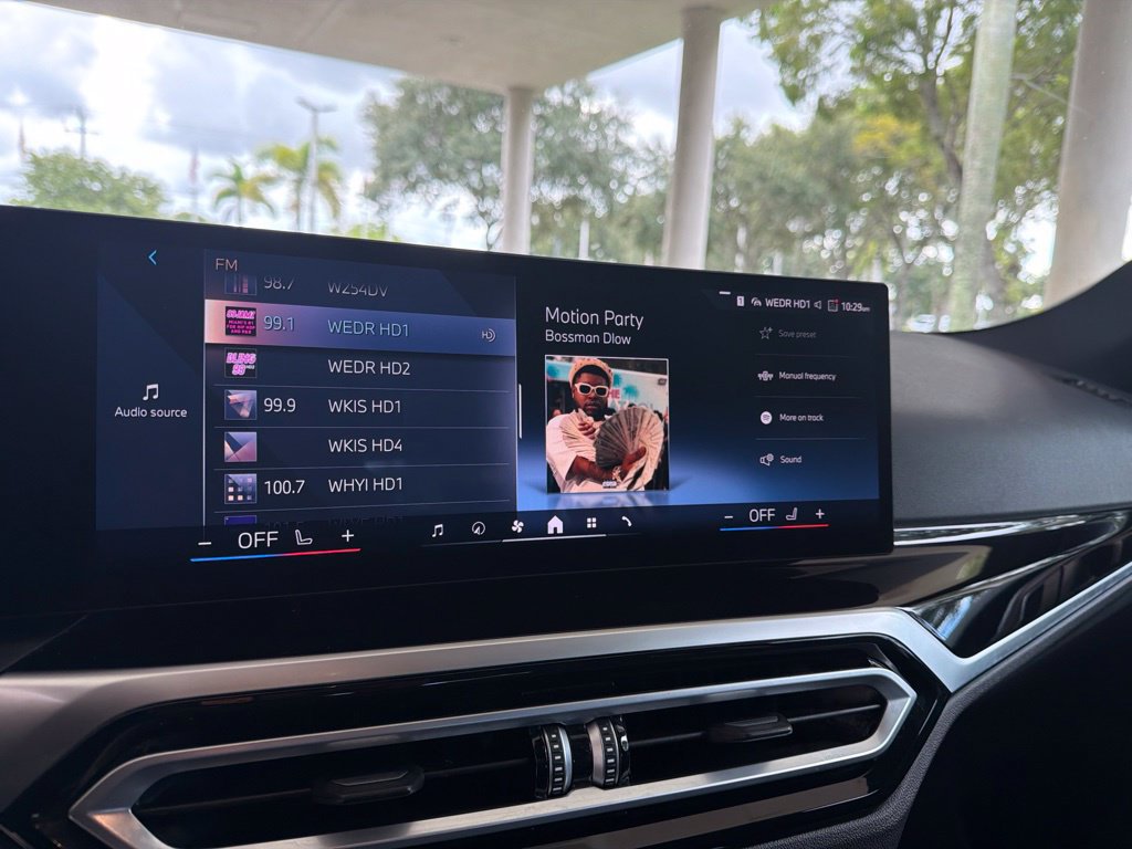 Used 2024 BMW i4 eDrive40 RWD image 8