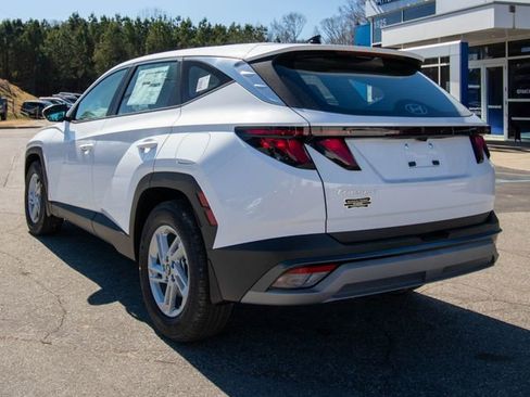 New 2026 Hyundai Tucson SE image 3