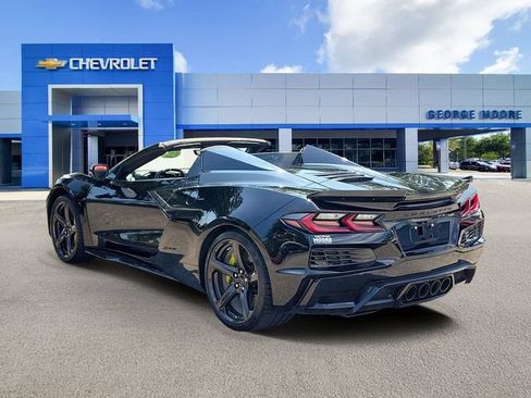 Used 2023 Chevrolet Corvette Z06 RWD image 3